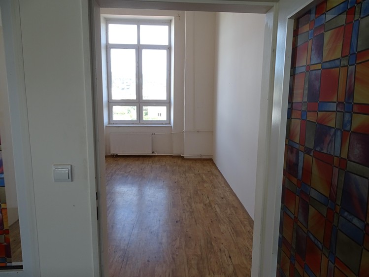Pronájem komerčního prostoru, 334 m² (3 z 10)