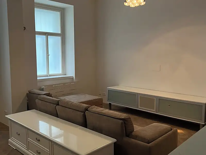 Pronájem bytu 3+kk 78 m², Praha – náhled fotky 2