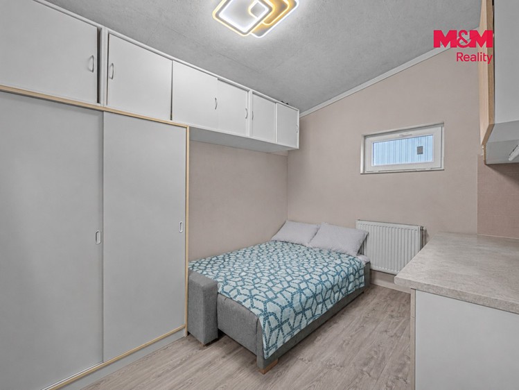 Prodej domu, 212 m² (22 z 29)