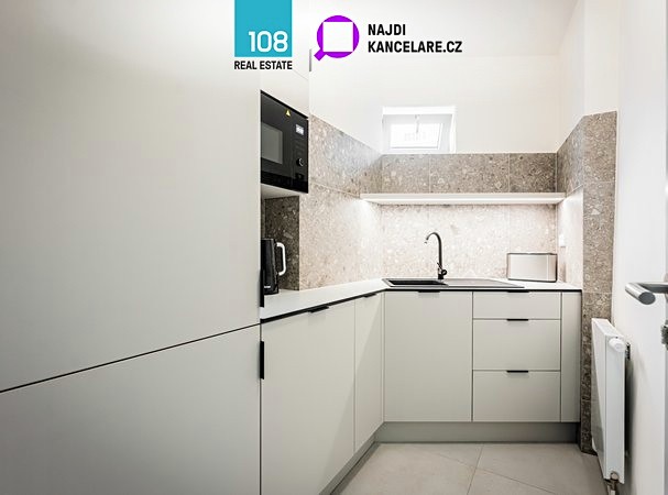 Комерційне приміщення в оренду, 628 м² (4 з 6)