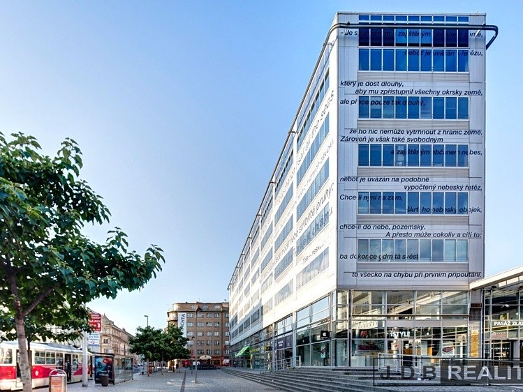 Комерційне приміщення в оренду, 30 м² (1 з 11)