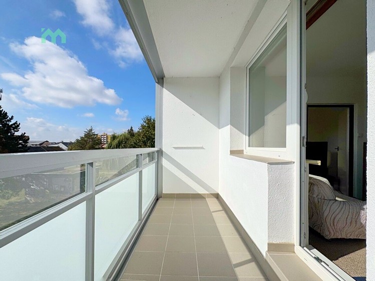Pronájem bytu 2+kk, 36 m² (12 z 43)