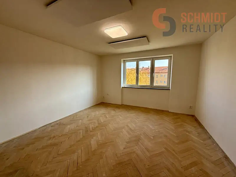 Pronájem bytu 2+1 68 m², Břeclav – náhled fotky 2