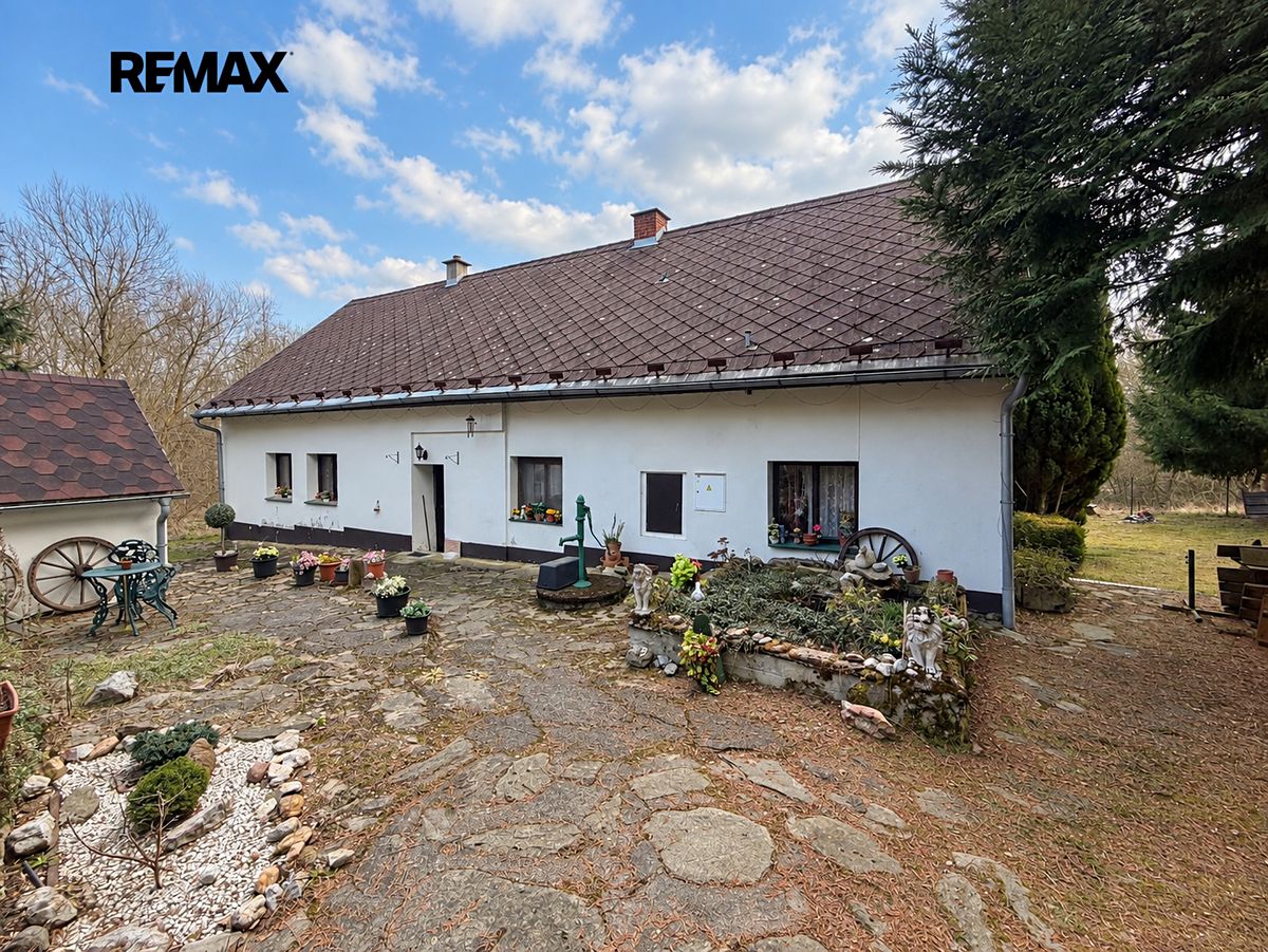 Prodej rodinného domu 209 m², pozemek 3490 m², Malšín – fotka 1 z 3