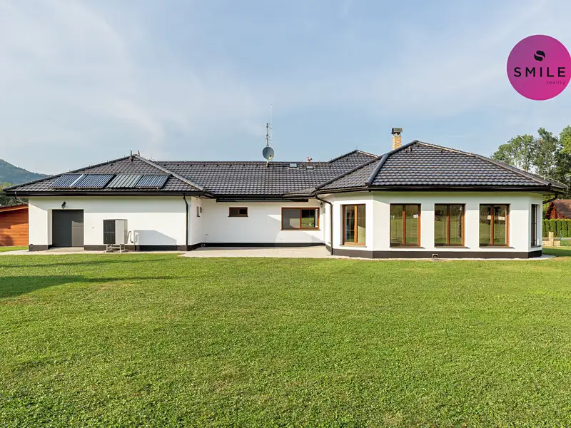 Prodej rodinného domu 333 m², pozemek 2421 m², Čeladná – náhled fotky 2