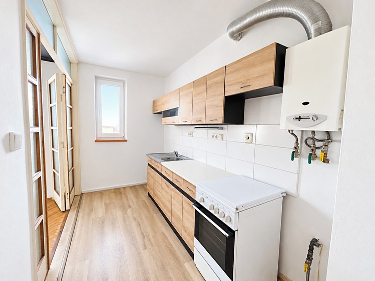 Prodej bytu 3+1, 56 m² (4 z 17)