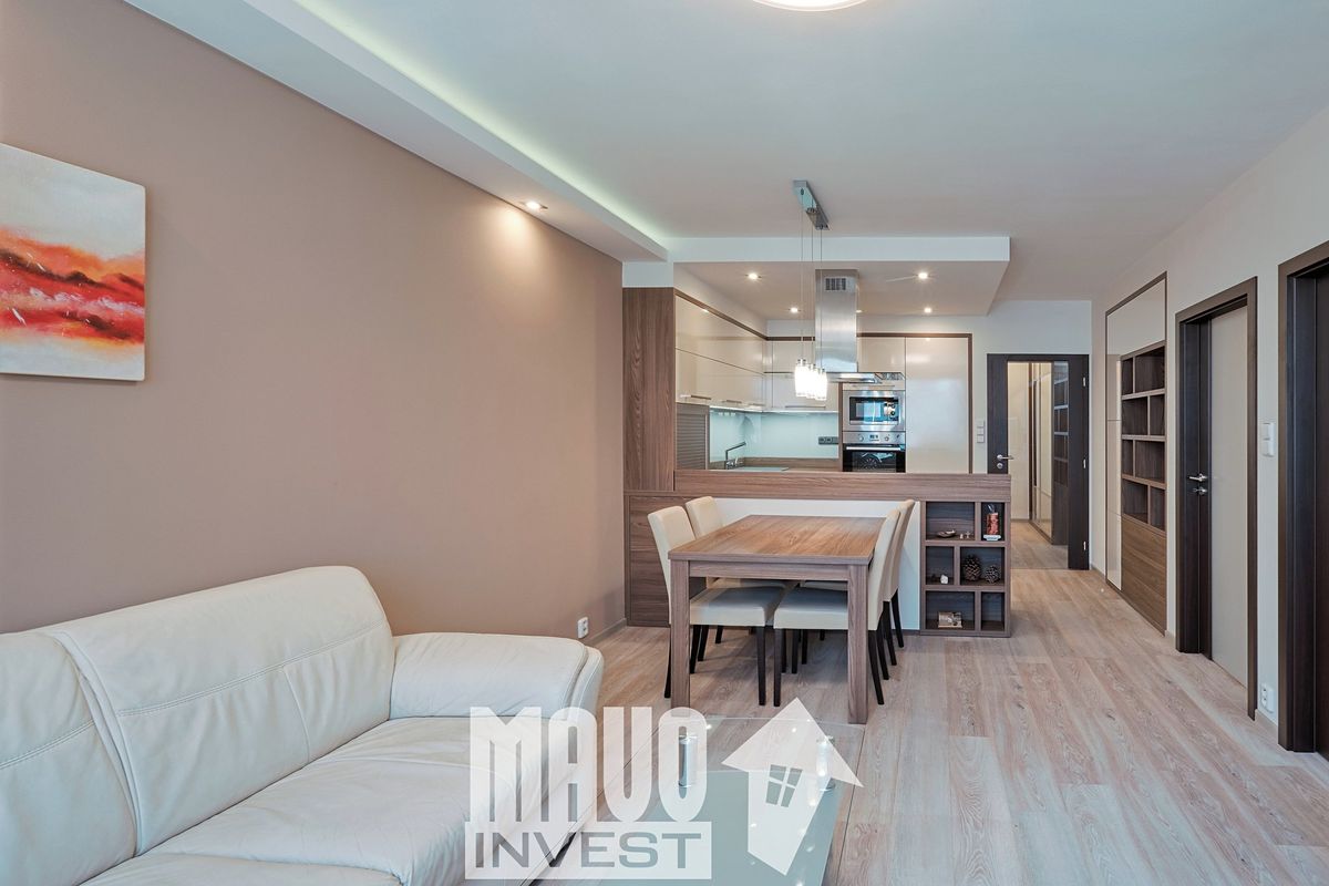 Prodej bytu 2+1 59 m², Praha – fotka 1 z 3