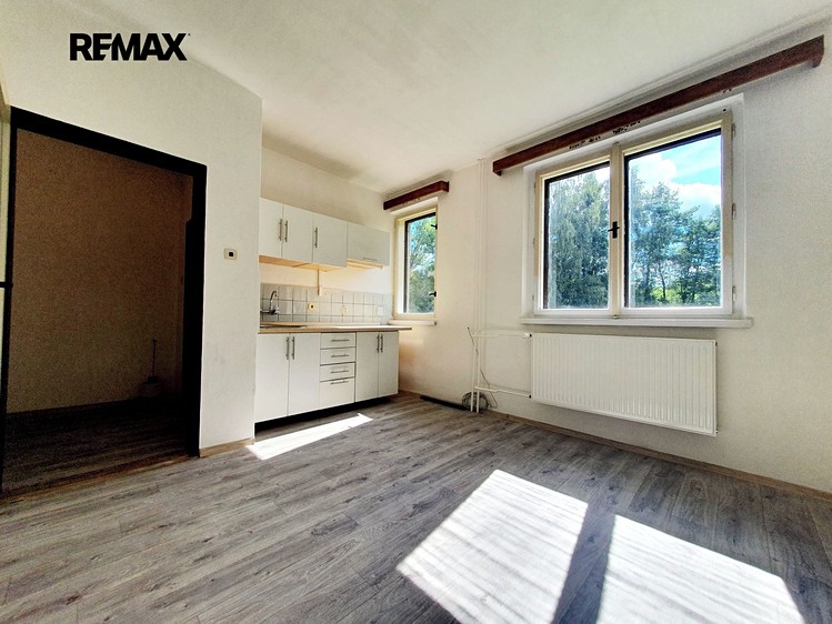 Квартира 1+kk в оренду, 27 м² (2 з 6)
