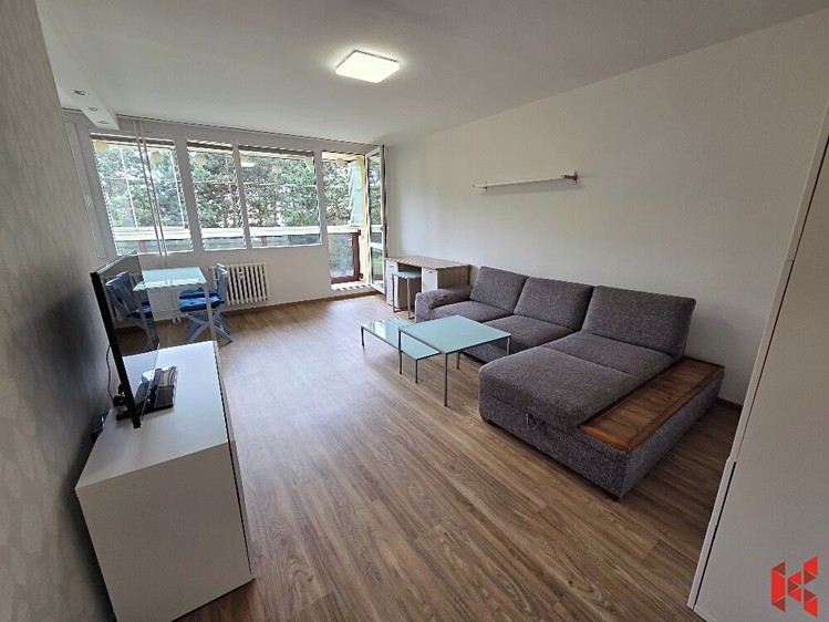 Pronájem bytu 3+kk, 72 m² (5 z 23)