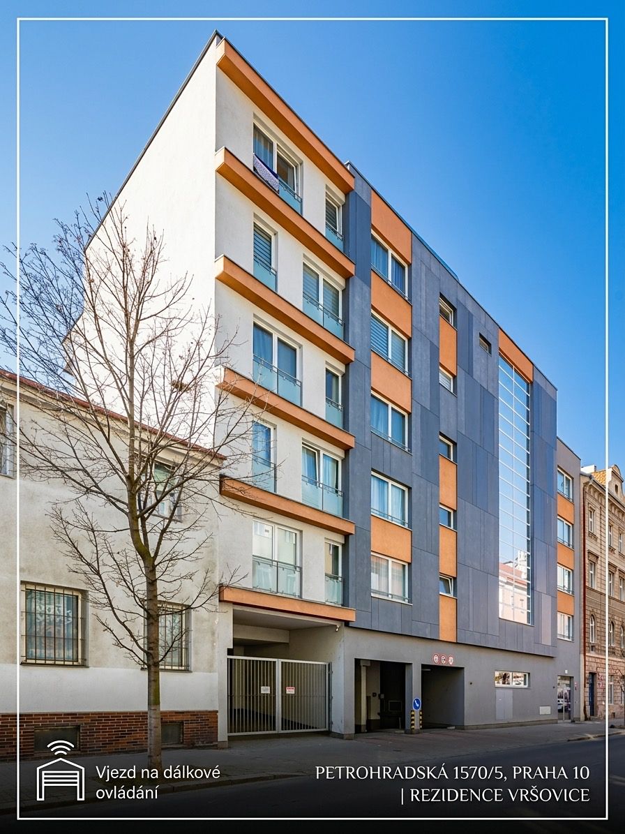 Pronájem garáže 14 m², Praha – fotka 1 z 3
