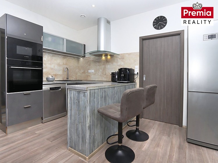 Wohnung 2+kk zum Kauf, 63 m² (1 von 14)