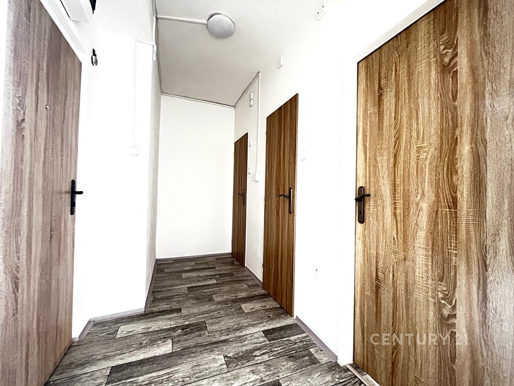 Pronájem bytu 1+1, 35 m² (4 z 10)