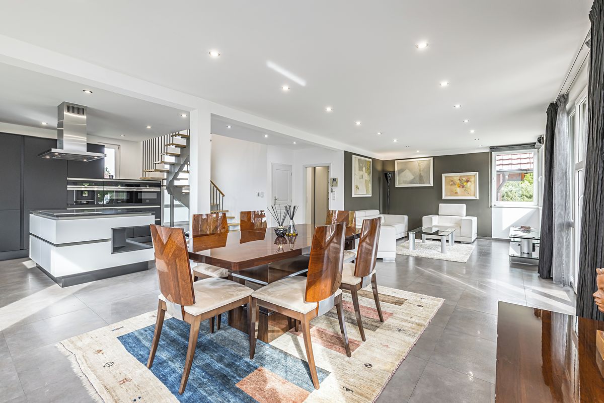 Prodej rodinného domu 155 m², pozemek 740 m² – fotografie 4