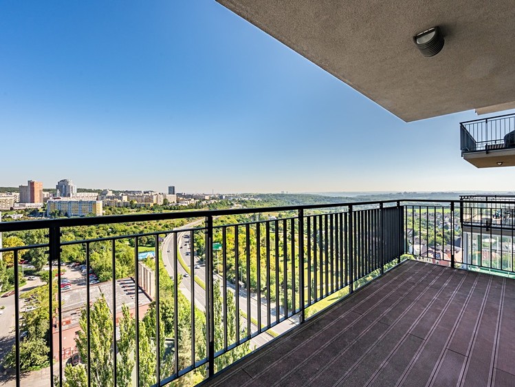 Квартира 4+kk в оренду, 104 м² (3 з 17)