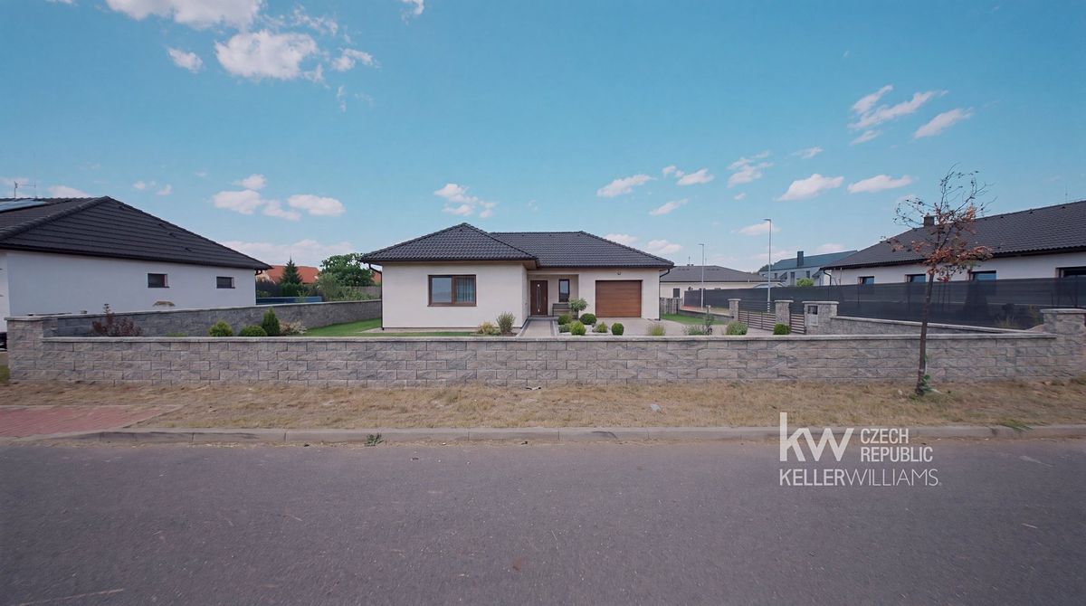 Prodej stavebního pozemku 754 m² – fotografie 4