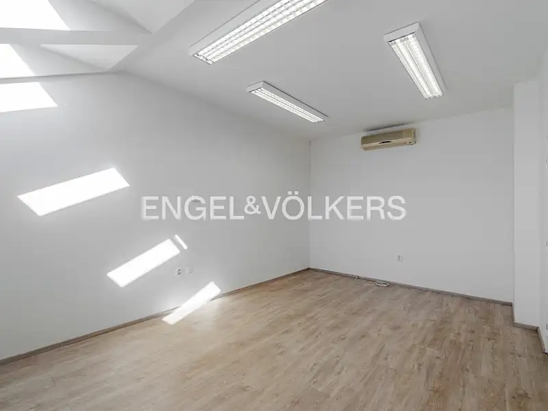 Pronájem kanceláře 72 m², Praha – náhled fotky 3
