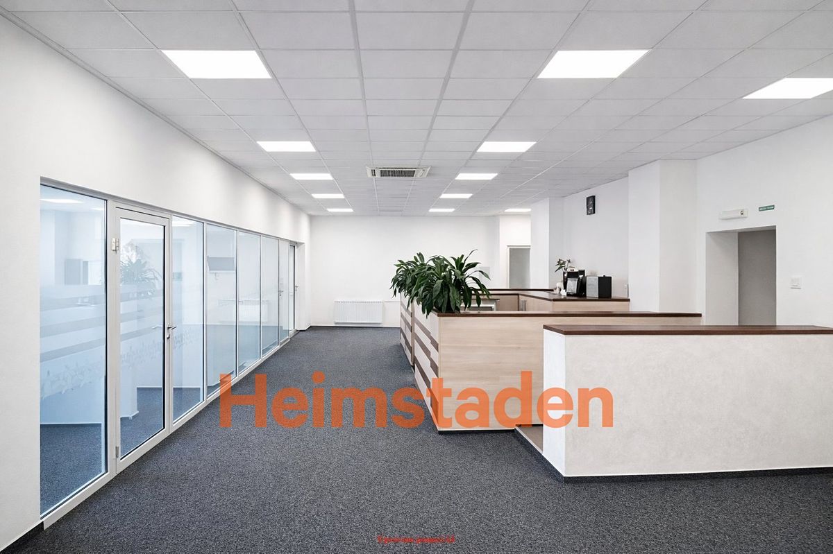 Pronájem kanceláře 813 m², Havířov – fotka 1 z 3