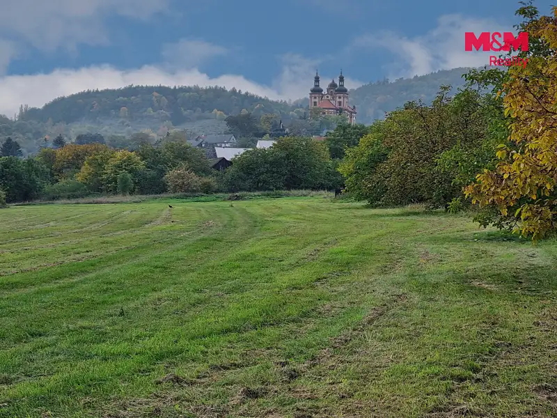 Prodej stavebního pozemku 1556 m², Valeč – náhled fotky 3