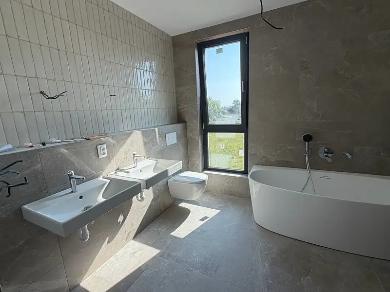 Prodej rodinného domu 120 m², pozemek 440 m², Úhonice – náhled fotky 3