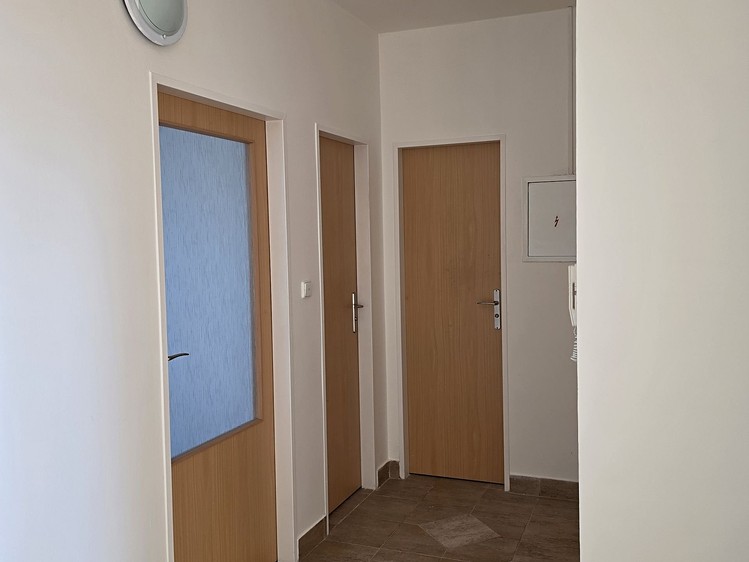 Квартира 2+kk в оренду, 61 м² (23 з 36)