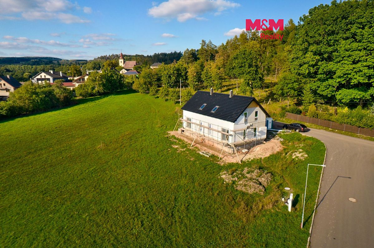 Prodej rodinného domu 97 m², pozemek 429 m², Lanžov – fotka 1 z 3