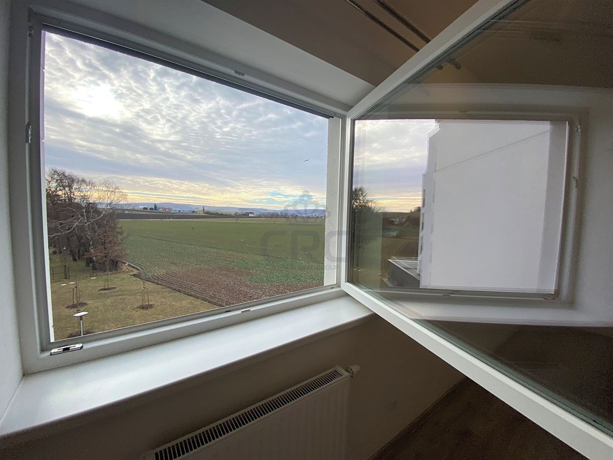 Pronájem bytu 2+kk 63 m² – fotografie 4