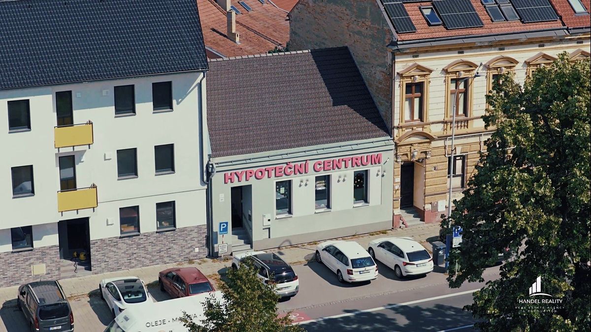 Prodej rodinného domu 130 m², pozemek 156 m² – fotografie 2