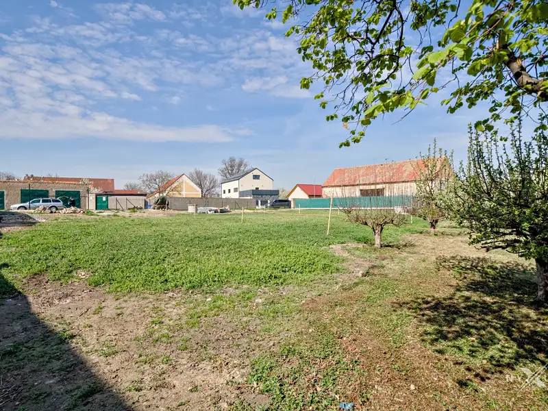 Prodej stavebního pozemku 541 m², Brázdim – náhled fotky 1