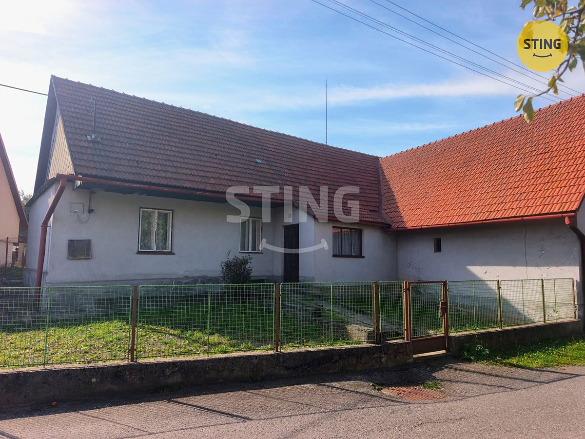 Prodej rodinného domu 180 m², pozemek 535 m² – fotografie 2