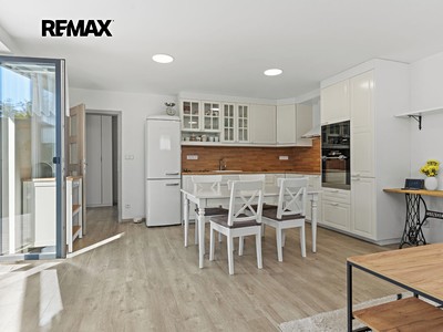Prodej domu, 150 m² (2 z 27)