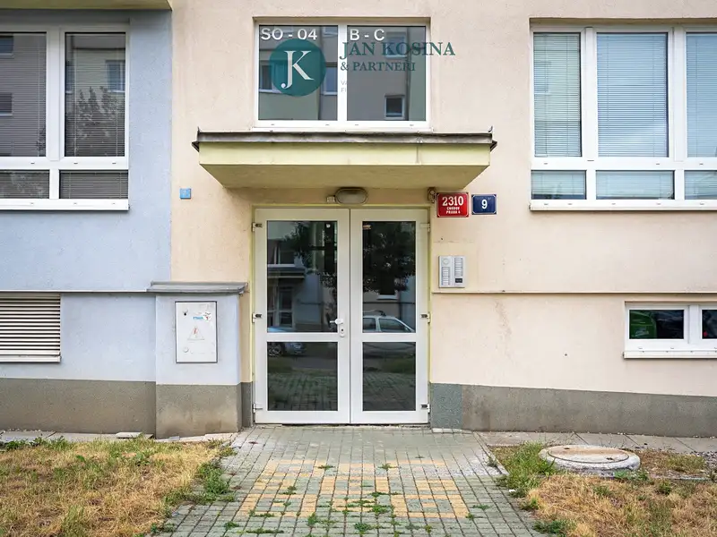 Prodej bytu 2+kk 56 m², Praha – náhled fotky 2