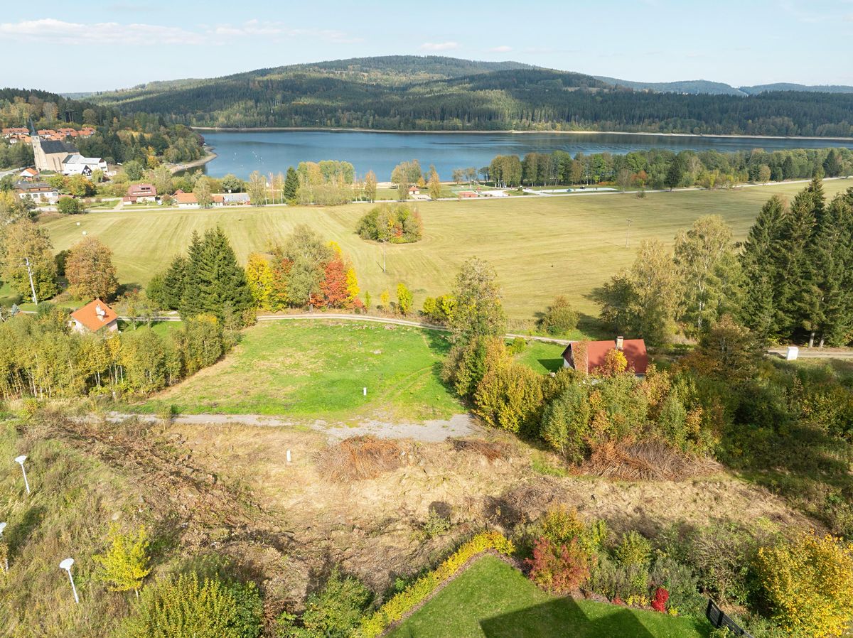 Prodej stavebního pozemku 2479 m², Přední Výtoň – fotka 1 z 3