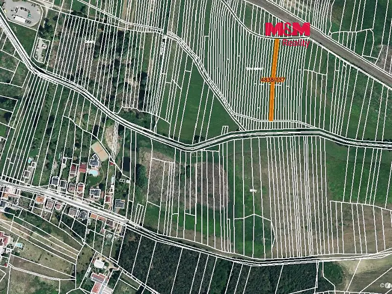 Prodej pole 344 m², Vracov – náhled fotky 1
