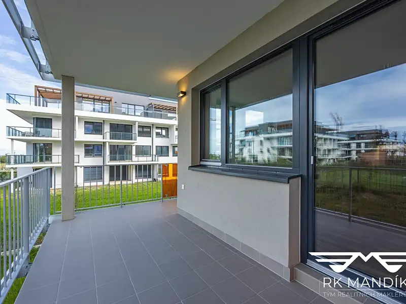 Pronájem bytu 3+kk 86 m², Praha – náhled fotky 3
