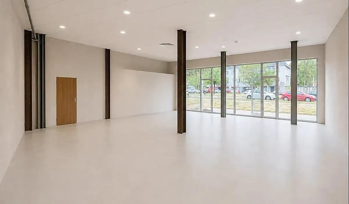 Pronájem obchodního prostoru 154 m², Praha – fotka 1 z 3
