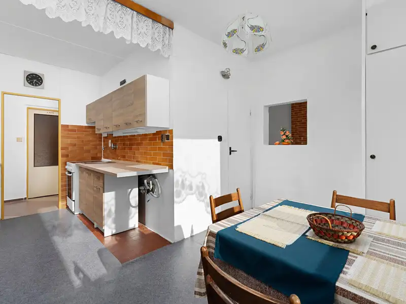 Pronájem bytu 3+1 73 m², Třebíč – náhled fotky 2