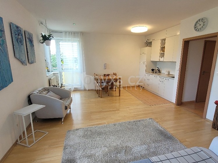 Prodej bytu 2+kk, 64 m² (25 z 27)