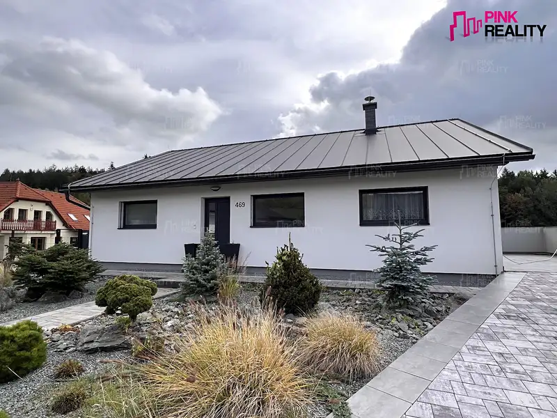 Prodej rodinného domu 187 m², pozemek 1358 m², Kvasiny – náhled fotky 1
