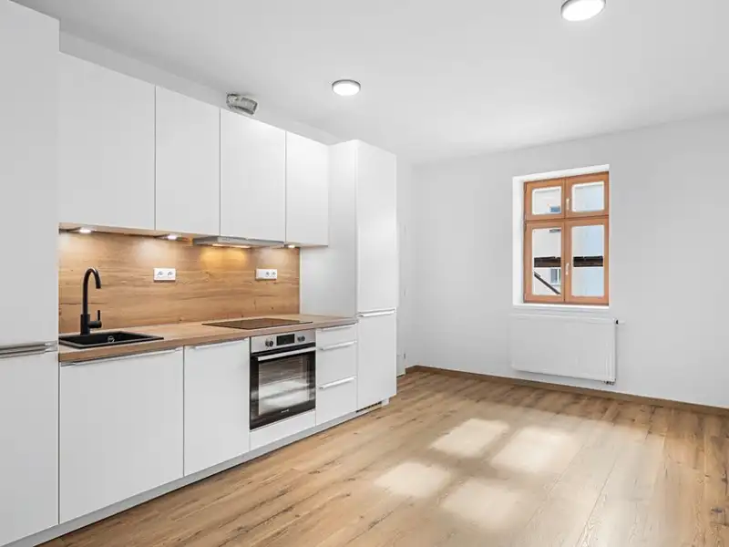 Prodej bytu 2+kk 42 m², Praha – náhled fotky 2