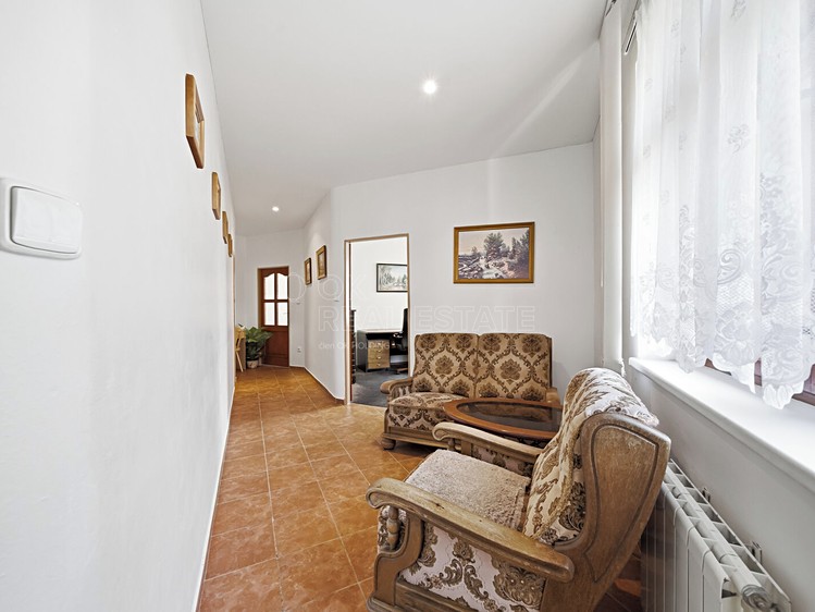 Prodej komerčního prostoru, 630 m² (62 z 83)