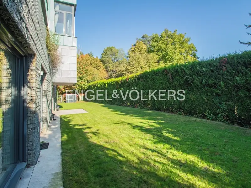 Pronájem bytu 5+kk 139 m², Praha – náhled fotky 3