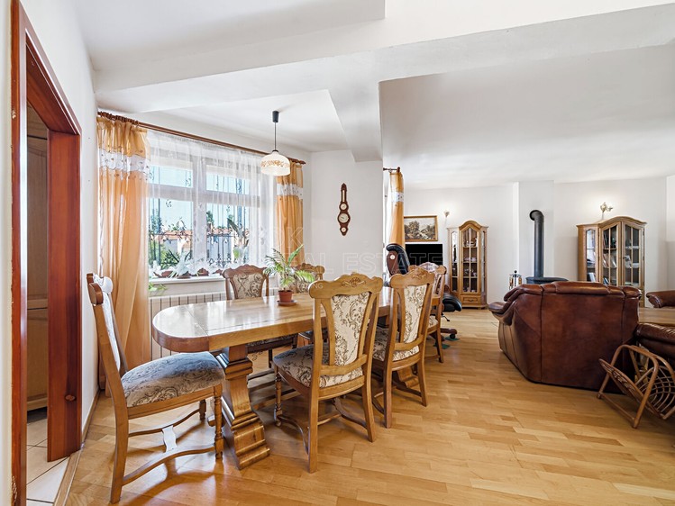 Prodej komerčního prostoru, 630 m² (52 z 83)