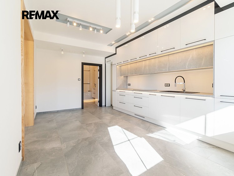 Pronájem domu, 129 m² (4 z 26)