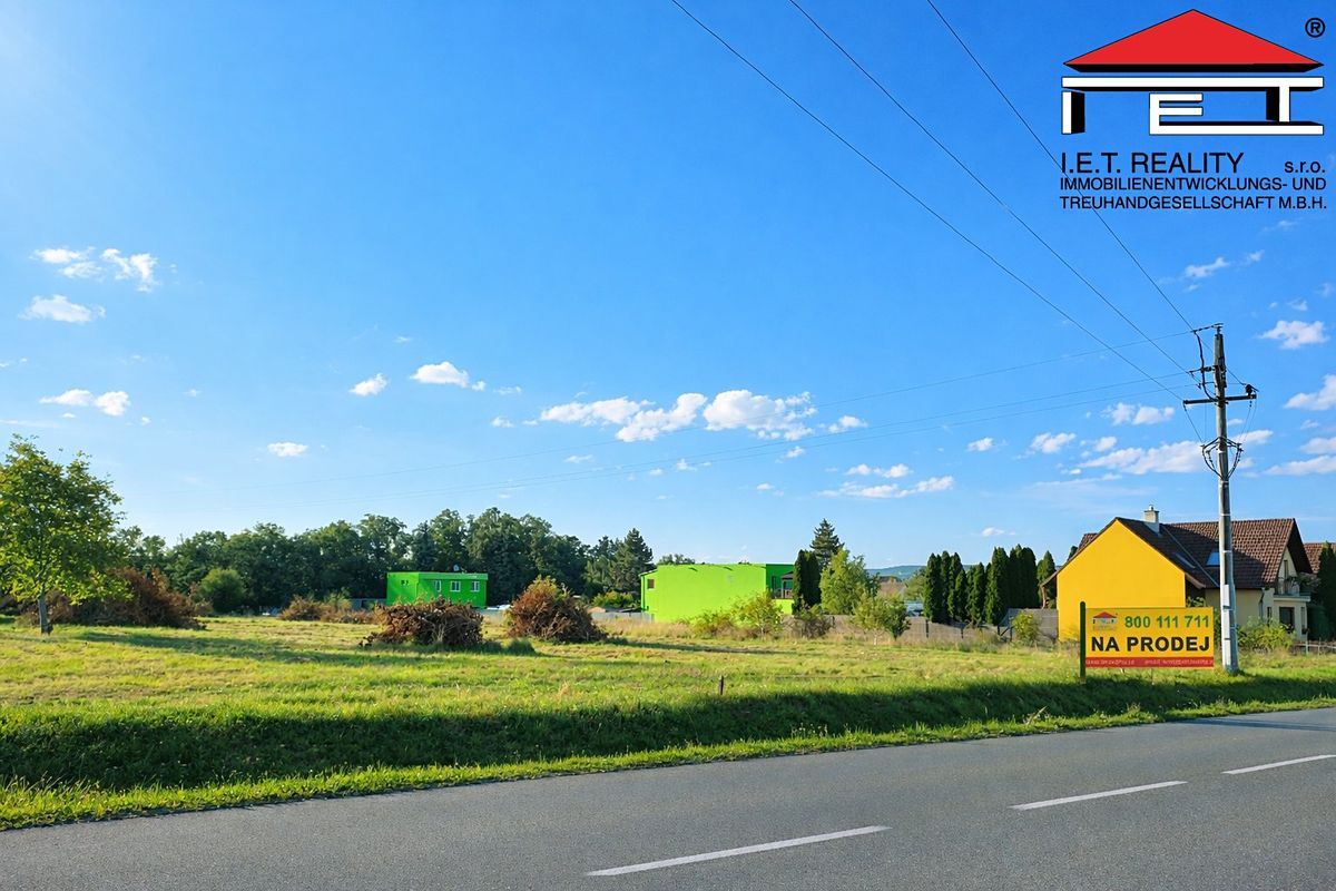 Prodej stavebního pozemku 9335 m², Ivančice – fotka 1 z 3