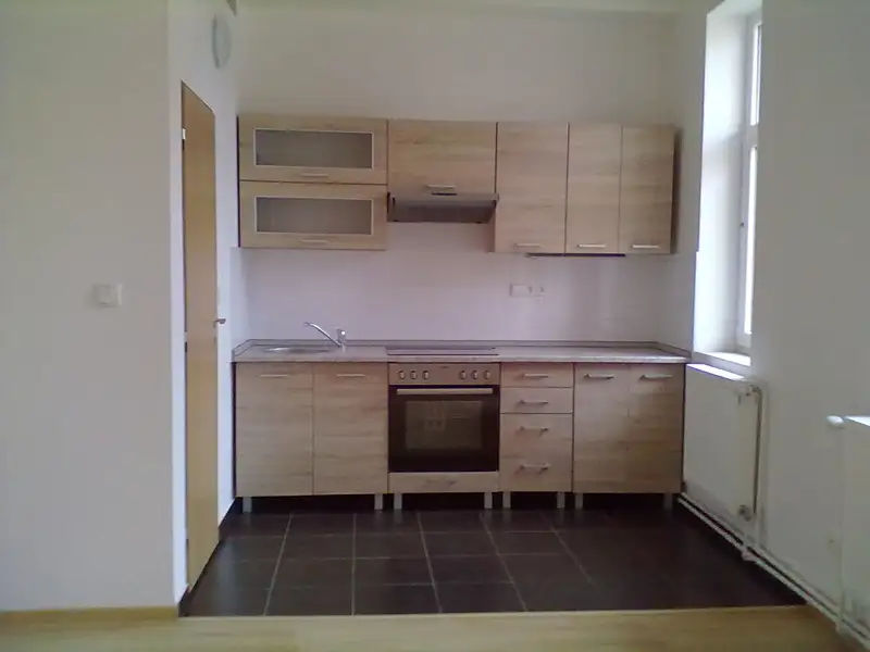 Pronájem bytu 3+kk 75 m², Děčín – náhled fotky 2