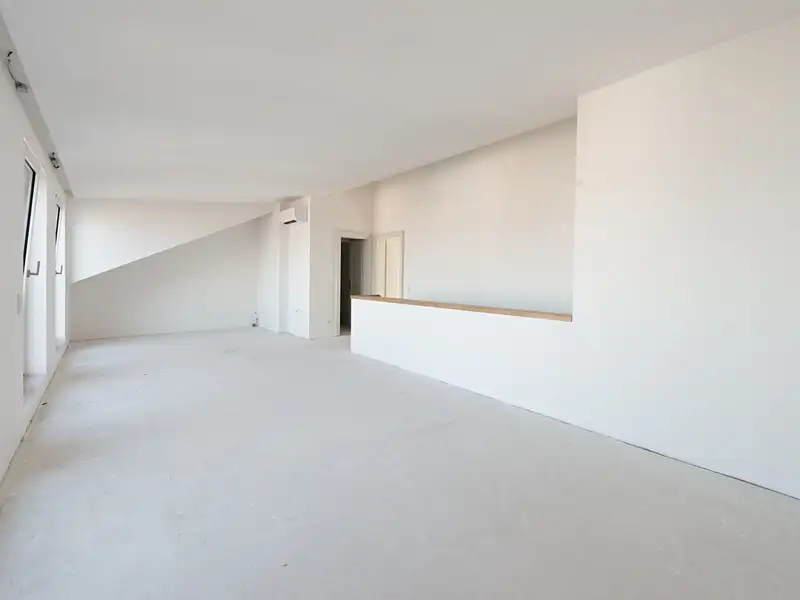 Prodej bytu 4+kk 119 m², Praha – náhled fotky 2