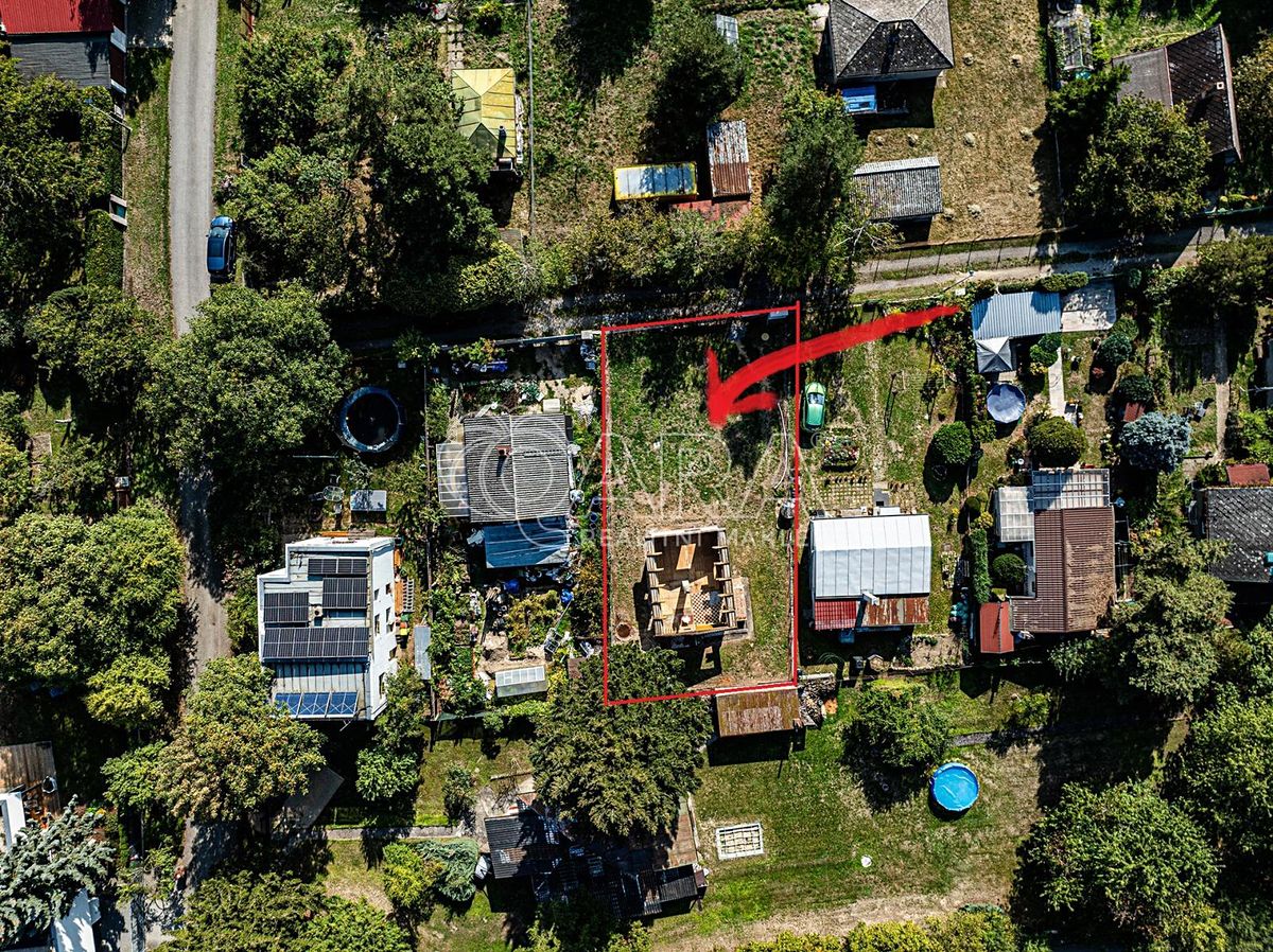 Prodej stavebního pozemku 394 m², Praha – fotka 1 z 3
