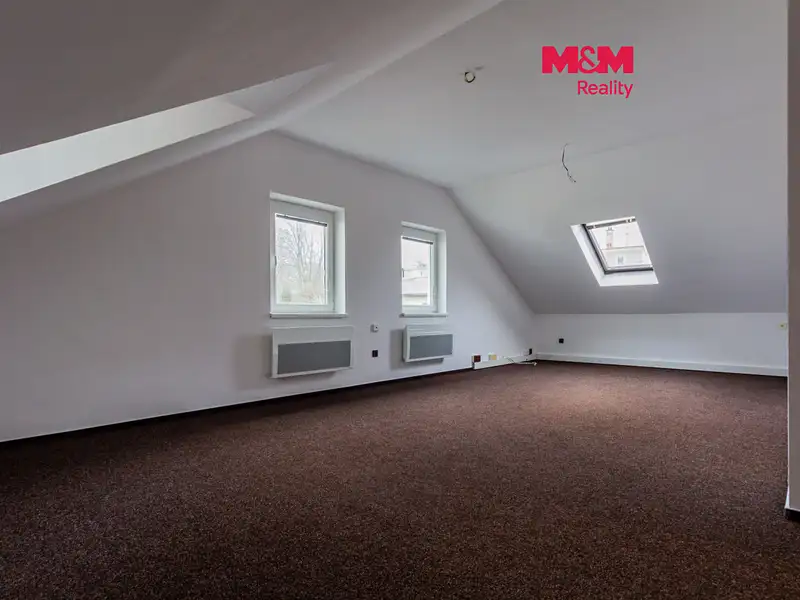 Pronájem kanceláře 40 m², Jeseník – náhled fotky 1