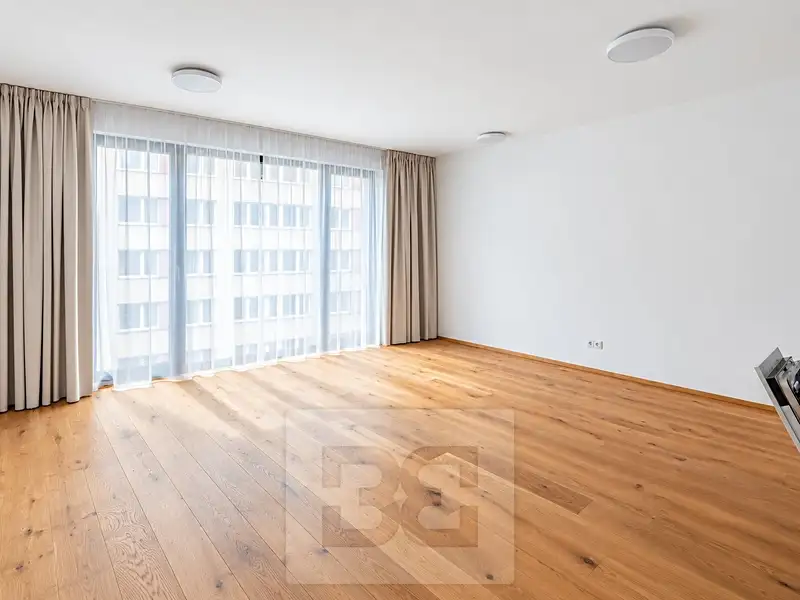 Prodej bytu 1+kk 40 m², Praha – náhled fotky 2