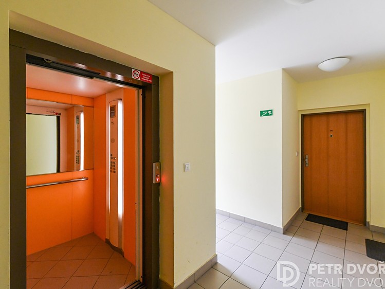 Квартира 4+kk на продаж, 100 м² (15 з 20)